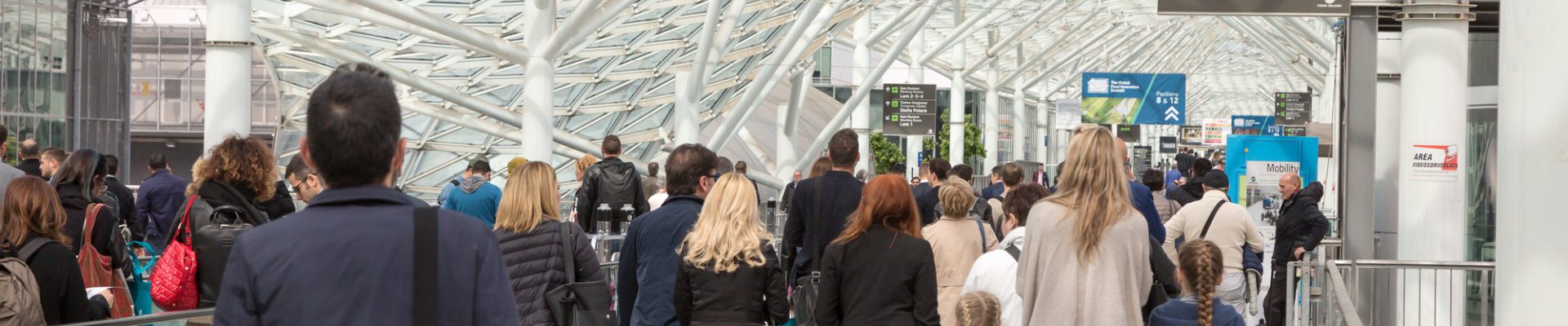 Tradeshow hallway with people